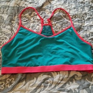 Danskin sports bra